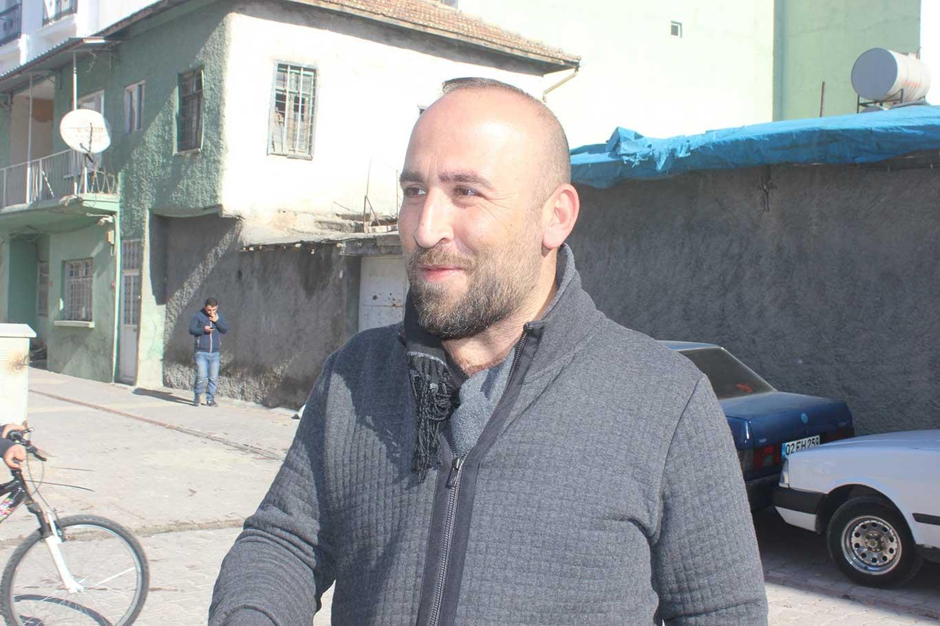 "Mahalle sakinleri yetkililerden hizmet bekliyor"